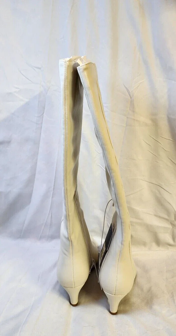 New Universal Threads Women White Knee High Boots Stiletto Heels Pointed Toe 8.5
